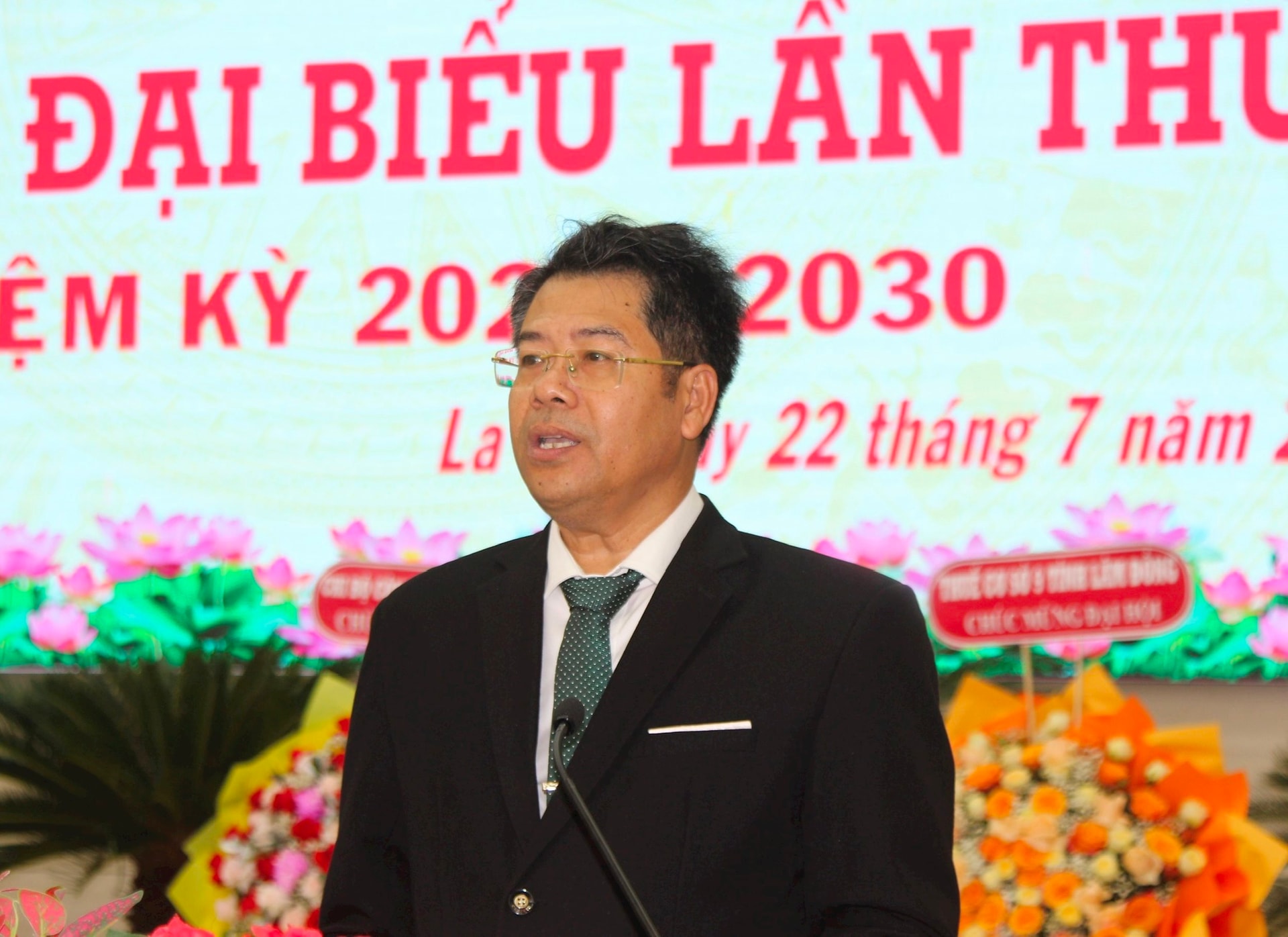 Đồng chí Nguyễn Quốc Nam - Tỉnh uỷ viên, Bí thư Đảng uỷ phường La Gi phát biểu khai mạc Đại hội
