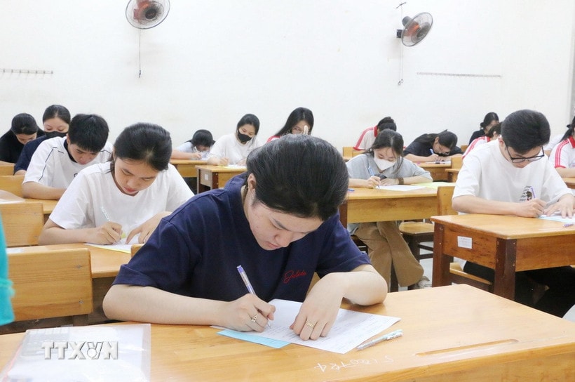 2606-thi-tot-nghiep-thpt-15.jpg