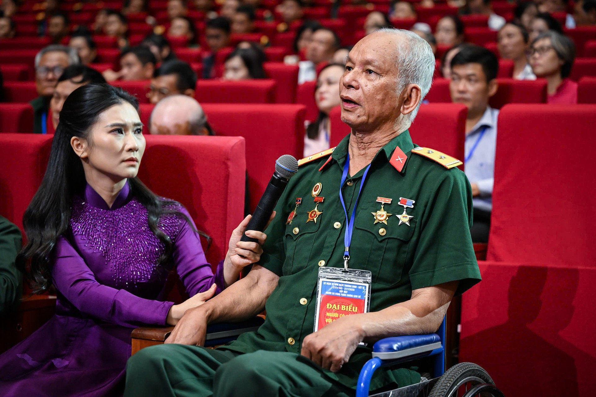 thuong-binh-le-van-luan-giao-luu-tai-chuong-trinh.jpg