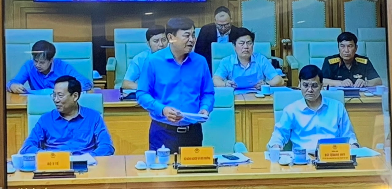 Lãnh đạo Bộ Nông nghiệp và Môi trường báo cáo công tác phòng chống thiên tai năm 2024, những tháng đầu năm 2025 và biện pháp triển khai trong thời gian tới