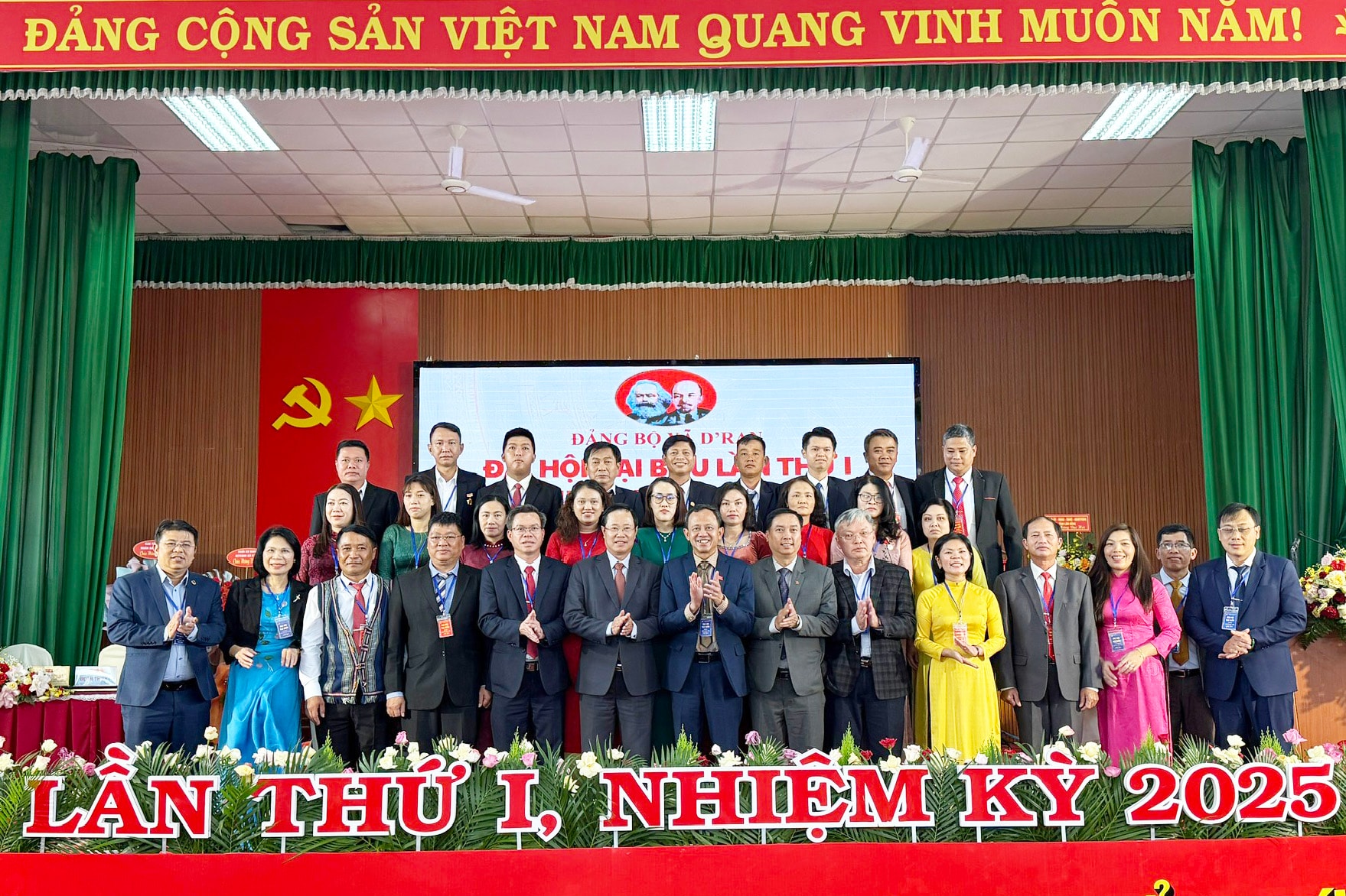z6836299395857_1c8444b72ae4157cfe78a6b98f04b94f.jpg