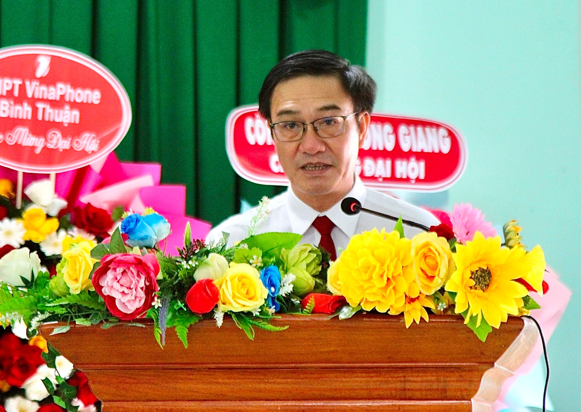 đồng chí Phạm Duy Hiền - Bí thư Đảng uỷ xã Đông Giang phát biểu khai mạc
