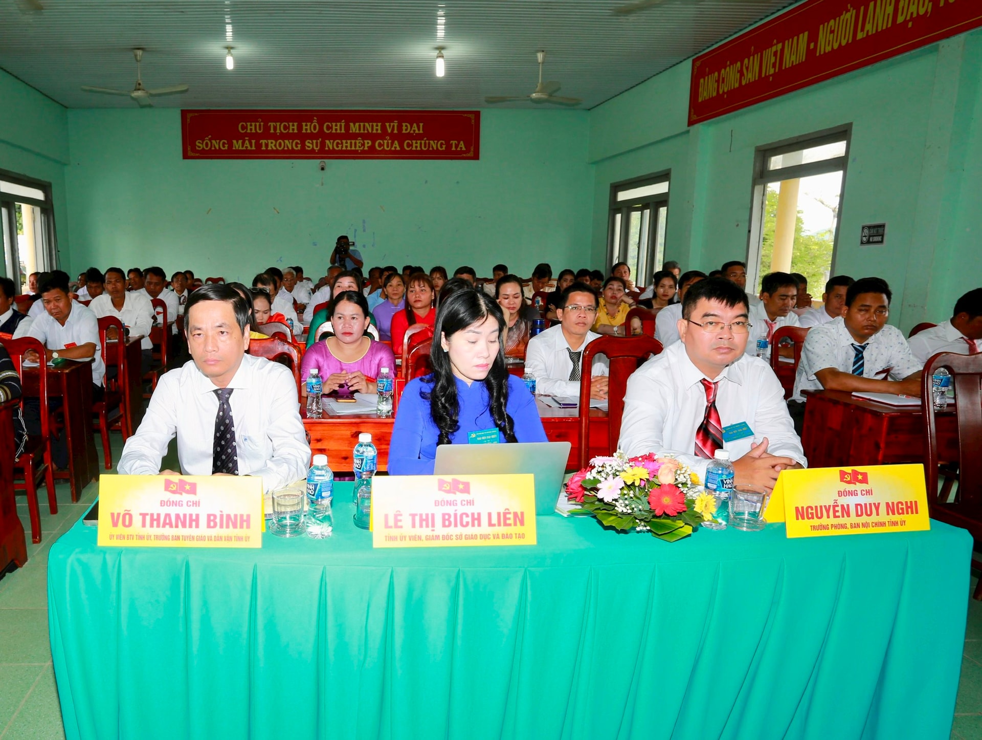 Lãnh đạo tỉnh dự Đại hội