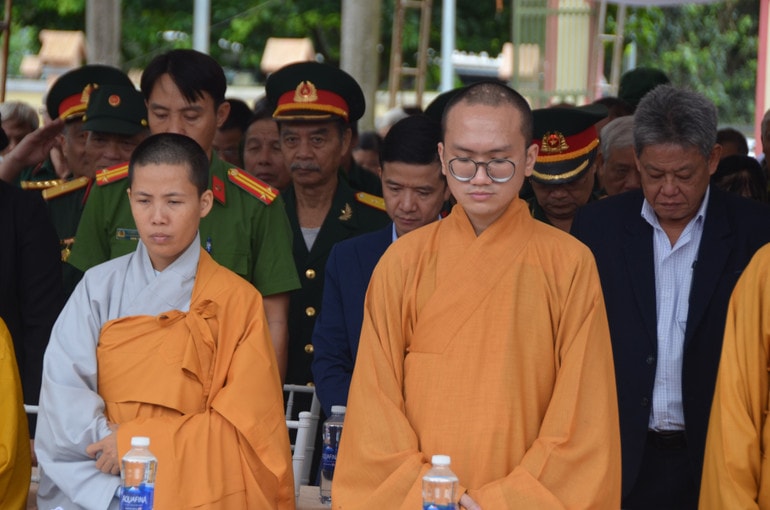Phút mặc niệm! dsc-0965.jpg