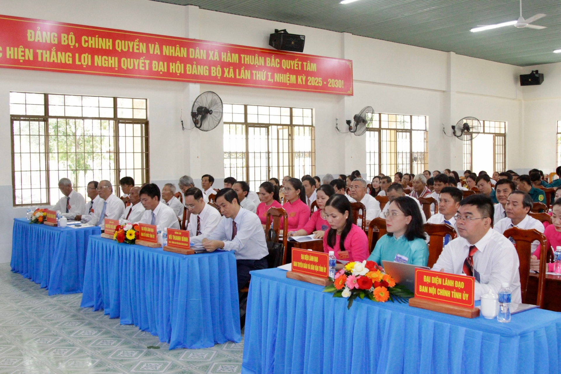 Đại biểu dự Đại hội xã Hàm Thuận Bắc