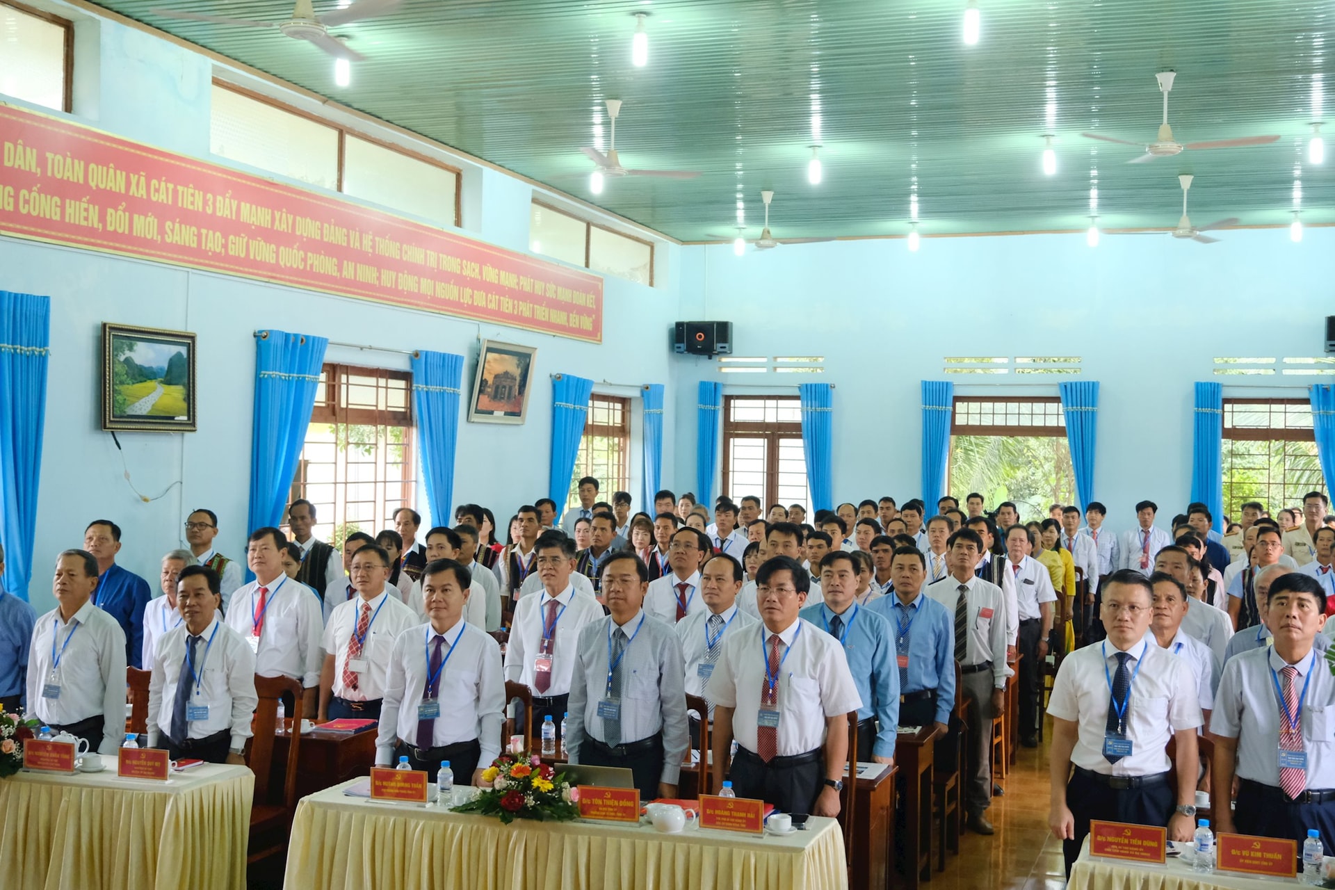 Chào cờ đẹp
