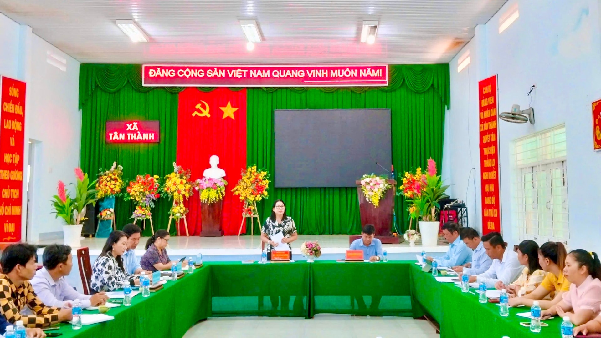 Đoàn công tác số 3