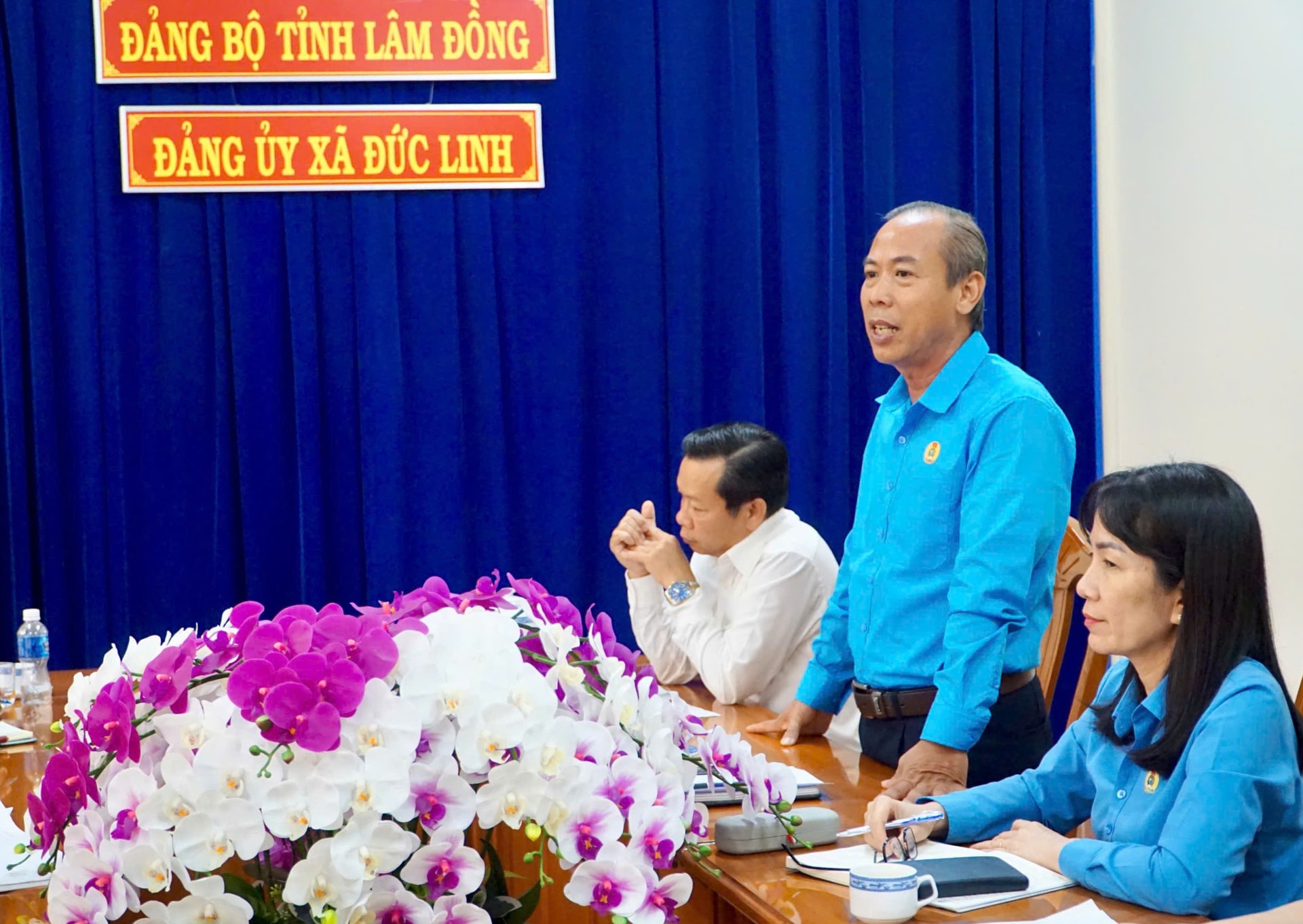 Đồng chí Nguyễn Phú Hoàng, Phó Chủ tịch Ủy ban MTTQ Việt Nam tỉnh, Chủ tịch Liên đoàn Lao động tỉnh phát biểu tại buổi làm việc