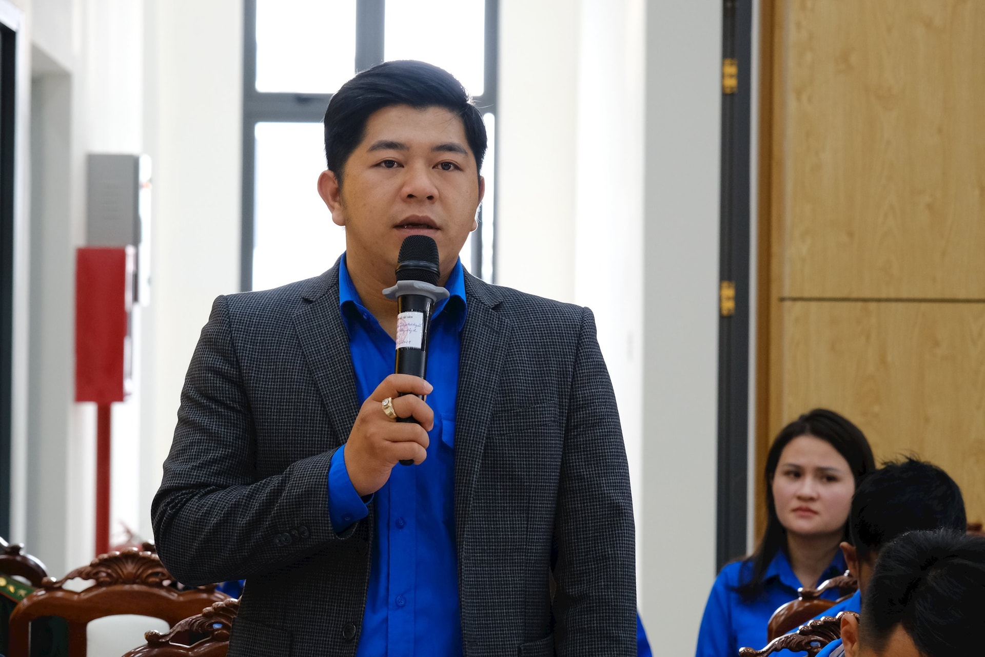 Đại diện Ban Thường vụ Tỉnh đoàn giải đáp thắc mắc, làm rõ định hướng và tiếp thu ý kiến đóng góp