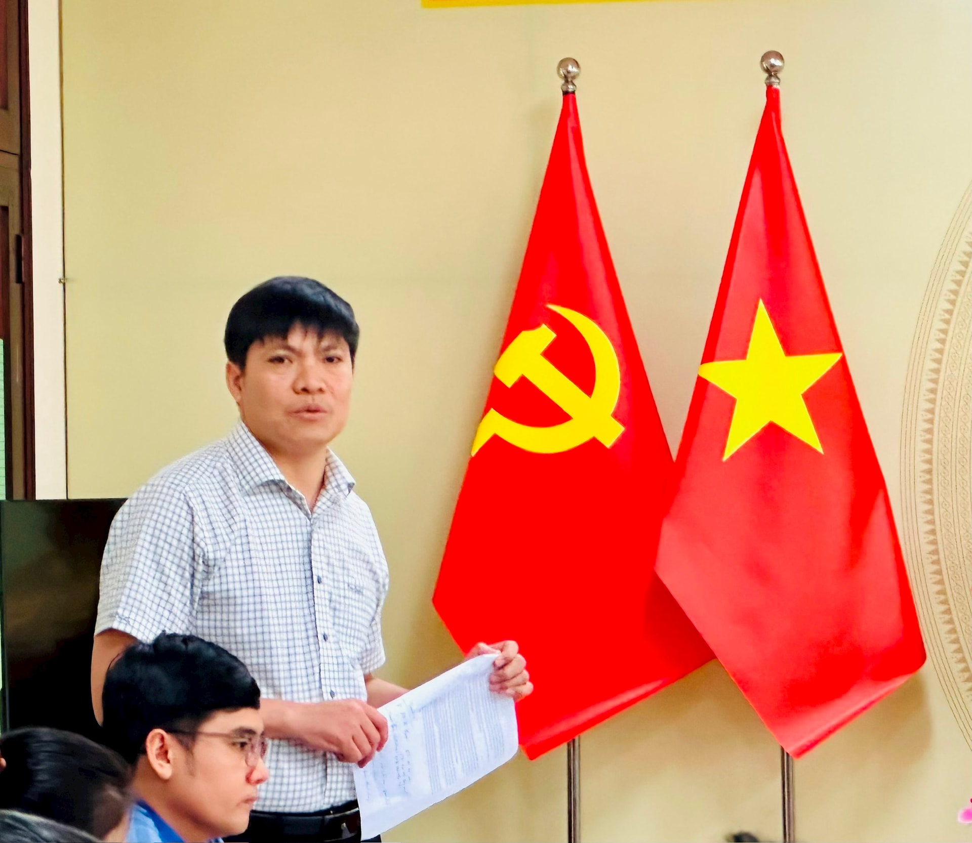 Ông Hà Ngọc Chiến, Chi cục trưởng Chi cục Trồng trọt và Bảo vệ thực vật tỉnh Lâm Đồng phát biểu tại buổi làm việc