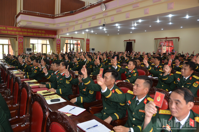 Đại hội diễn ra từ ngày 4-6/8, hoàn thành chương trình gồm thảo luận văn kiện, quy trình công tác nhân sự, thảo luận dự thảo các văn kiện của Trung ương trình Đại hội XIV của Đảng, bầu Ban chấp hành Đảng bộ Quân đoàn nhiệm kỳ 2025-2030; bầu Đại biểu dự Đại hội Đảng bộ Quân Đội lần thứ XII; công bố Hội nghị Ban Chấp hành phiên thứ nhất. ndo_br_dsc-0083.jpg