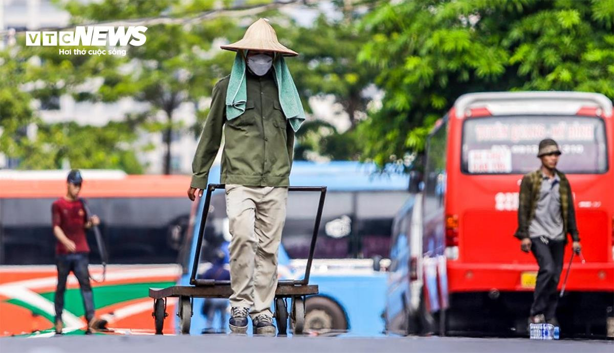 Nắng nóng những ngày đầu tháng 8 ghi nhận mức nhiệt hiếm gặp. (Ảnh minh hoạ: Ngô Nhung)