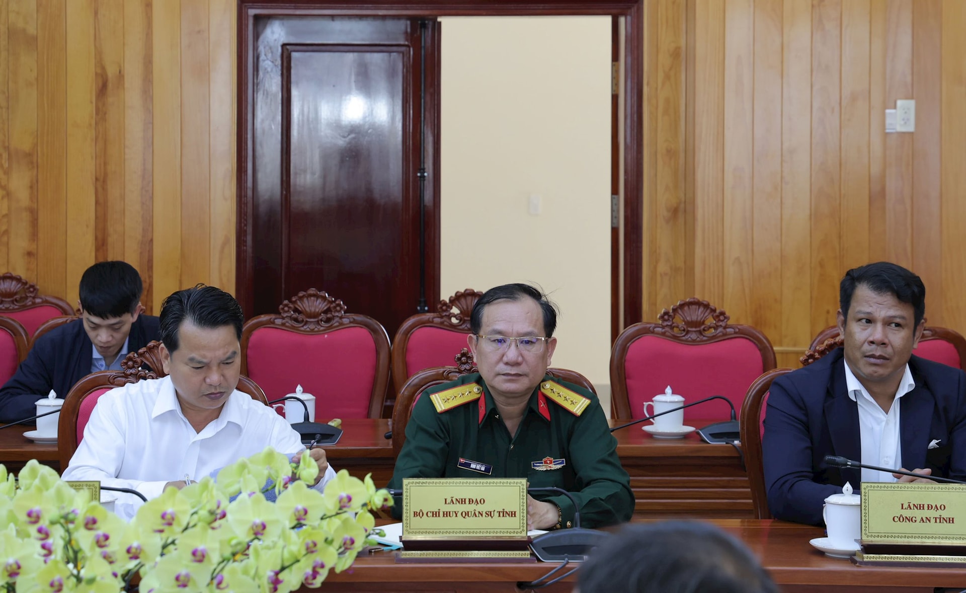 dai-bieu-du-hn-tt.jpg