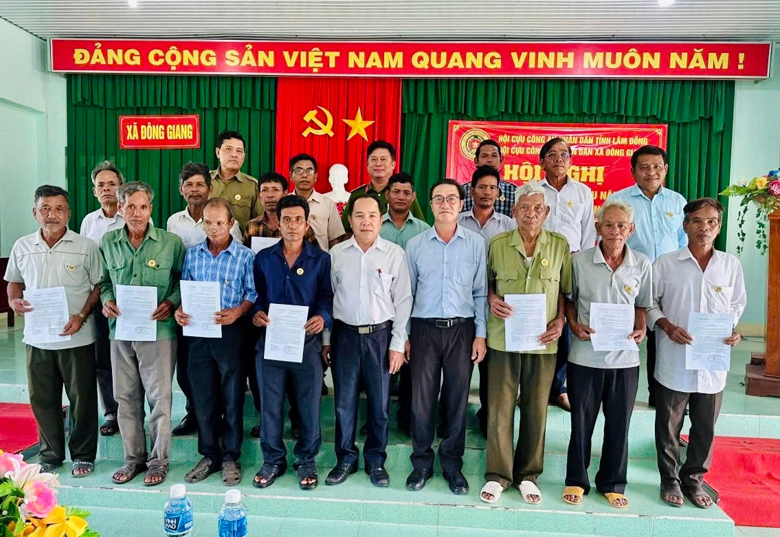 Hội Cựu Công an xã Đông Giang trở thành “cánh tay nối dài” trong giữ gìn an ninh trật tự và củng cố khối đại đoàn kết toàn dân