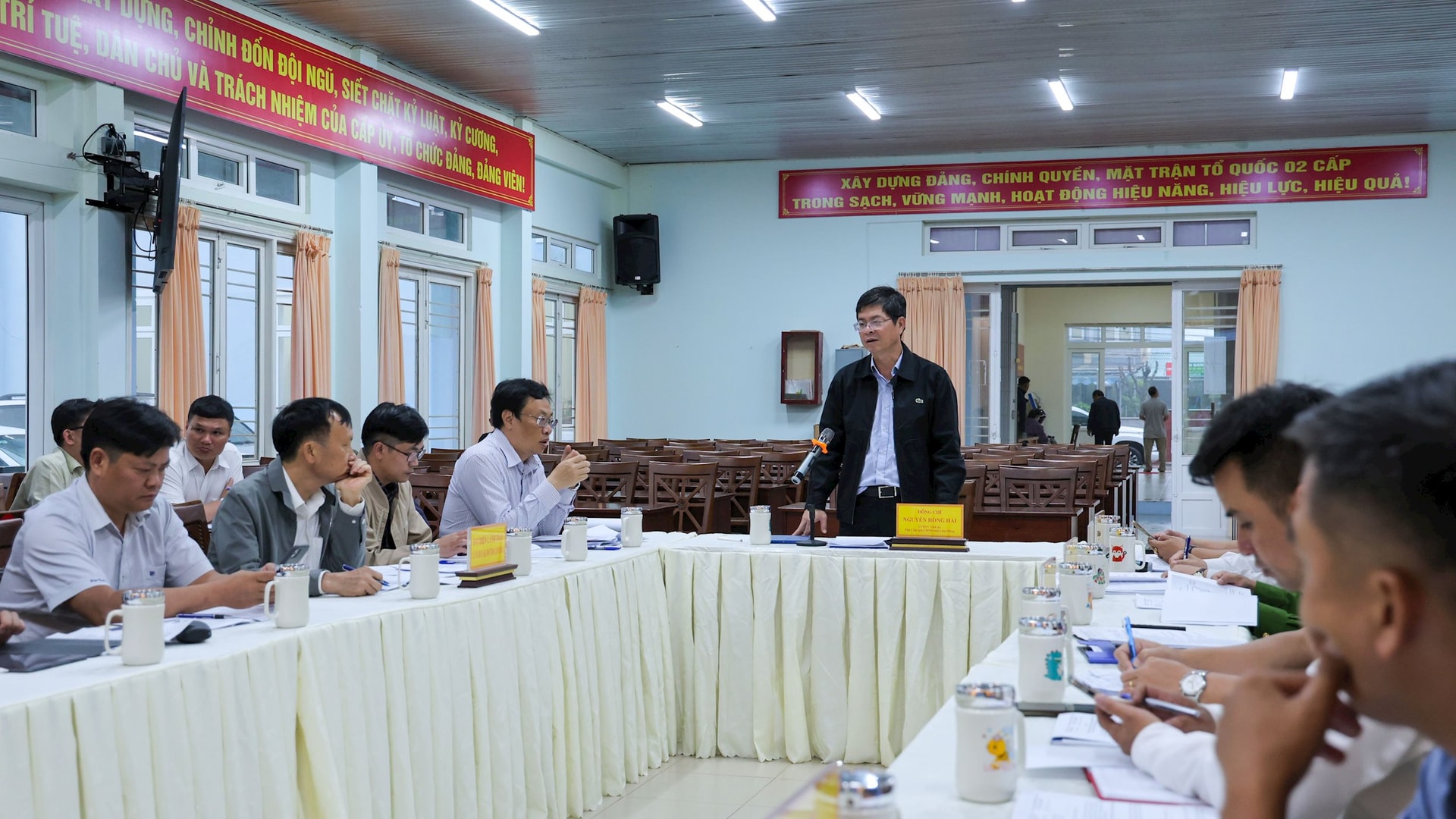 quang-canh-hn-xuan-truong.jpg