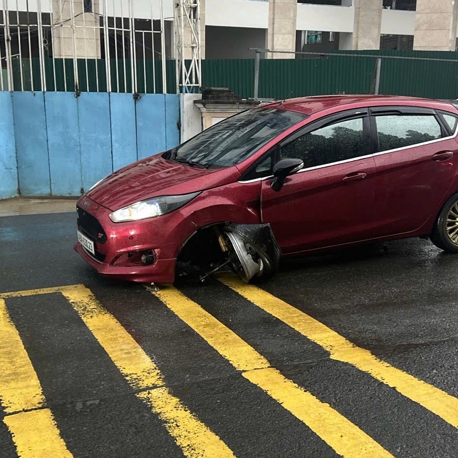 Xe ô tô bị hư hỏng
