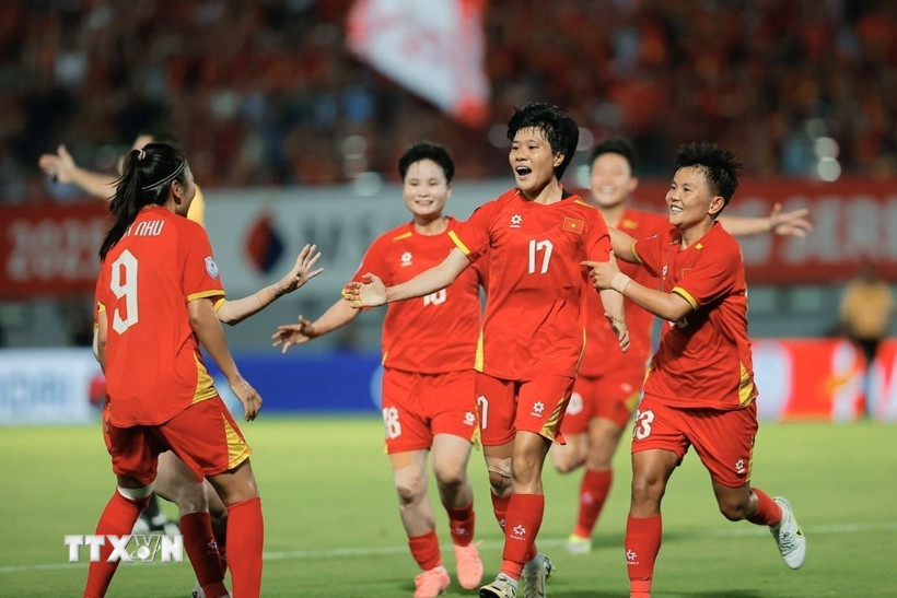 Việt Nam là đội duy nhất toàn thắng ở vòng bảng AFF Cup nữ 2025. (Ảnh: Minh Quyết/TTXVN)