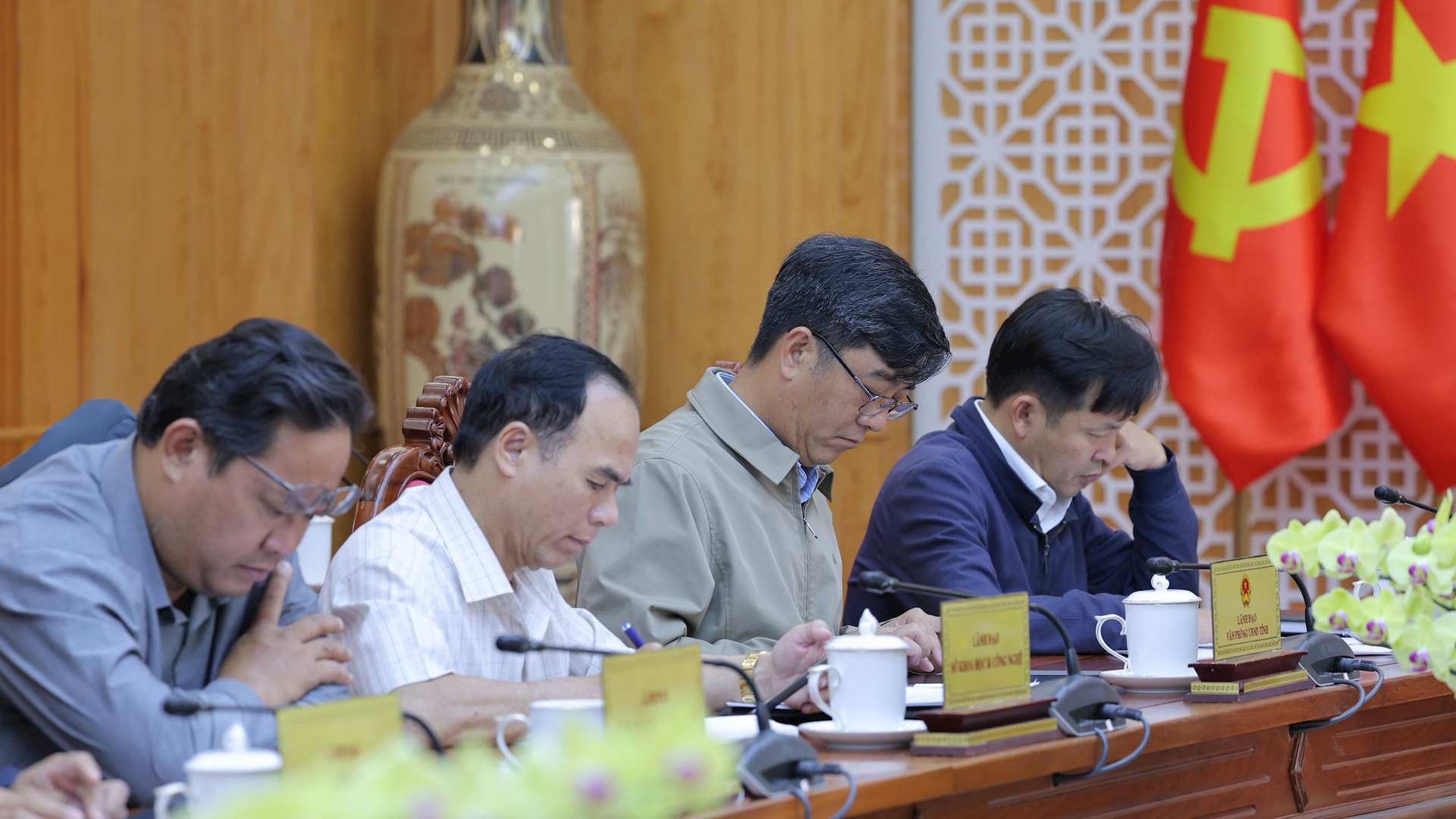 nghi3961.jpg
