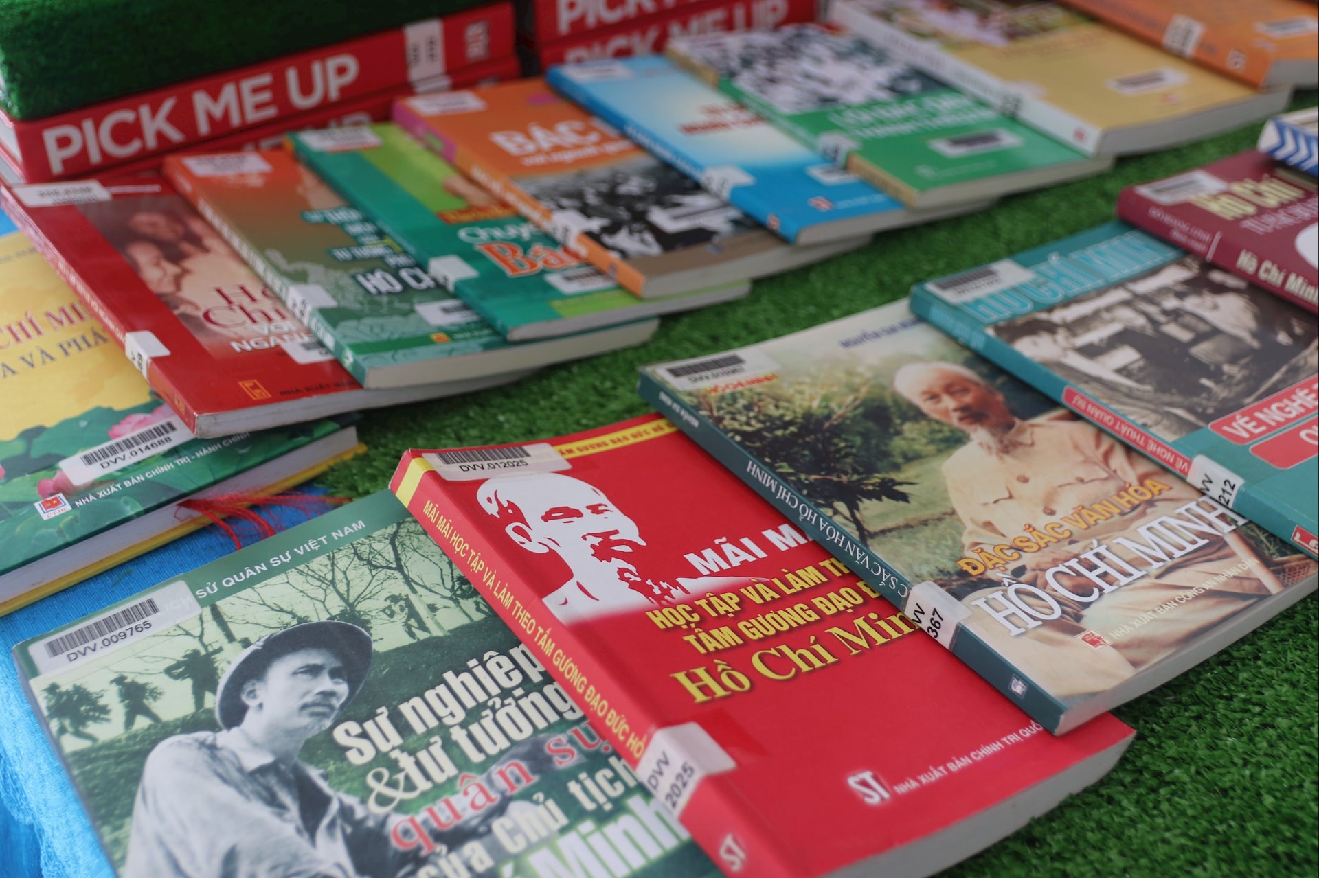 Books about Uncle Ho are introduced at the exhibition space.
