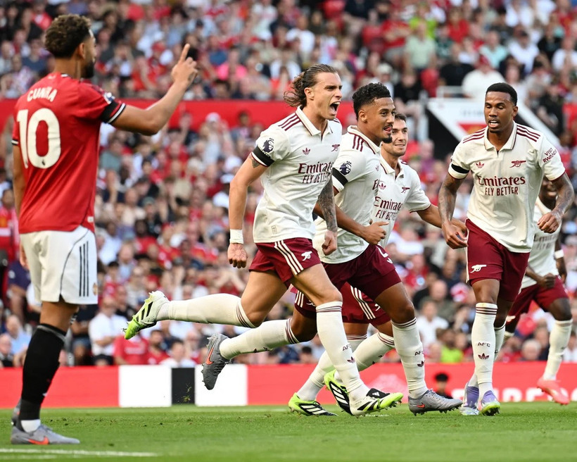 Arsenal đánh bại Manchester United ngay tại Old Trafford. (Nguồn: Getty Images)