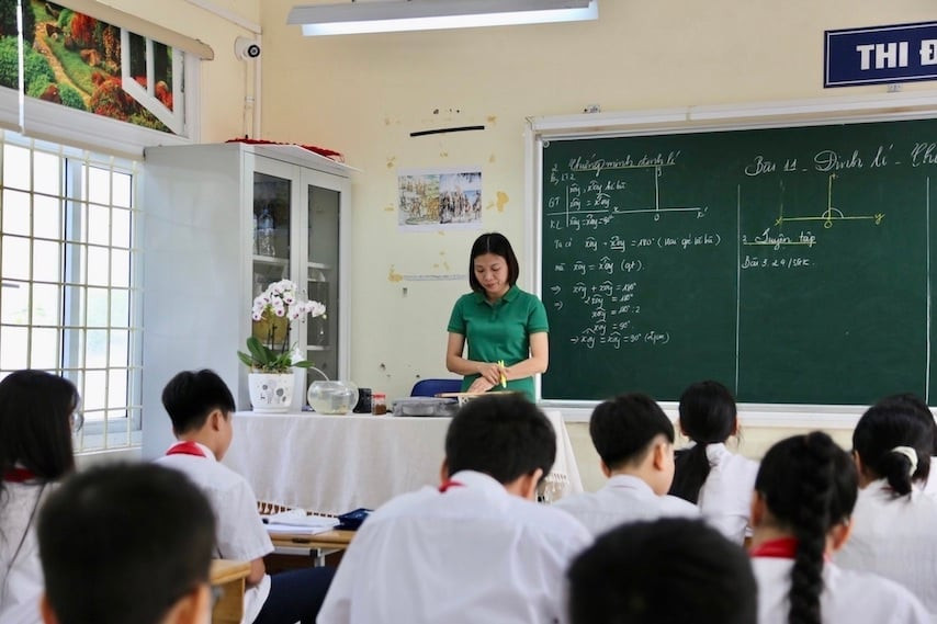 Đề xuất bổ sung biên chế, khắc phục tình trạng thiếu giáo viên