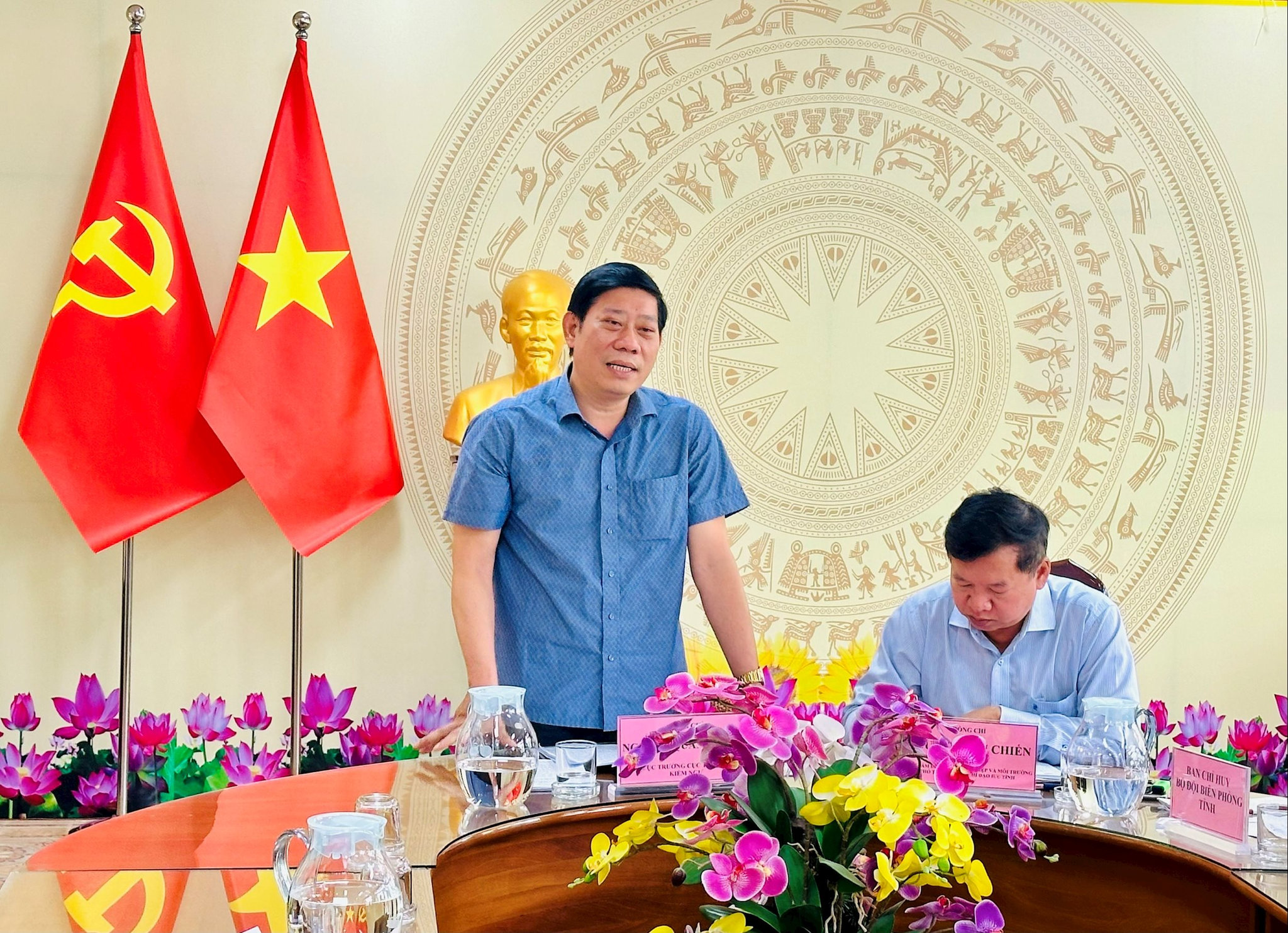 Ông Nguyễn Quang Hùng, Phó Cục trưởng cục thủy sản và kiểm ngư kết luận tại buổi làm việc