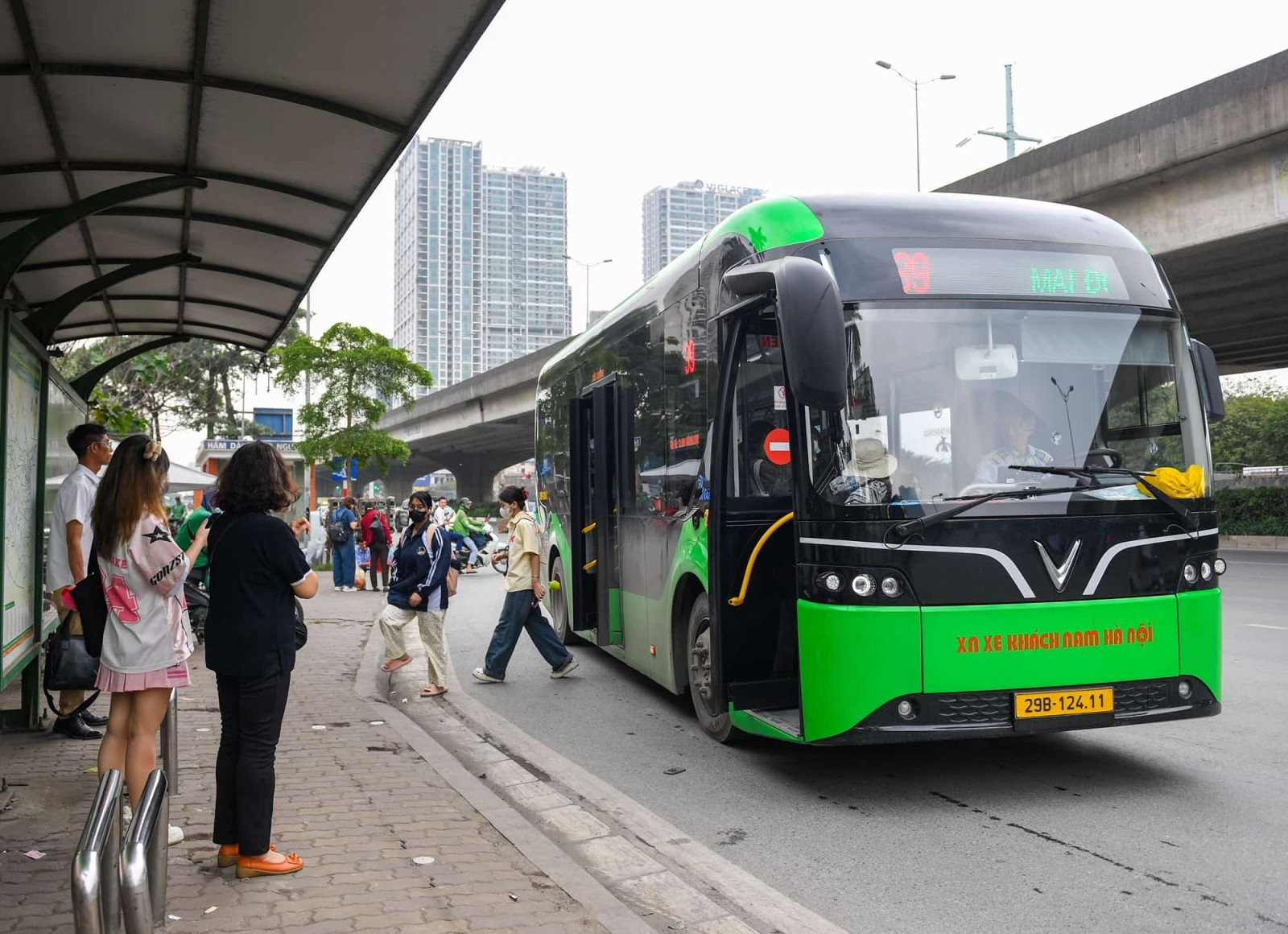 Hà Nội miễn phí vé xe buýt, tàu điện metro trong dịp lễ Quốc khánh 02/9 (Hình ảnh từ Internet)