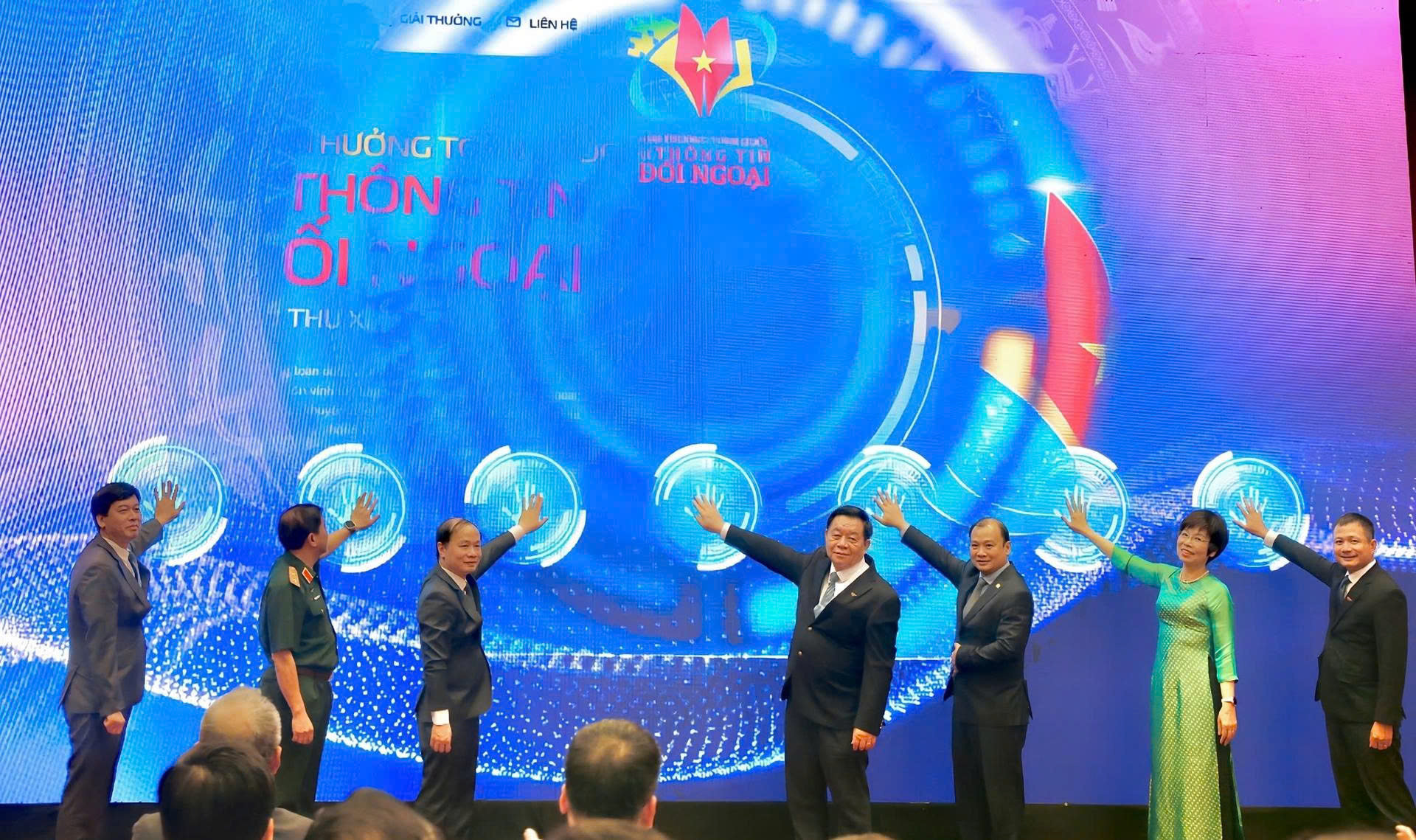 KHai trương web TTĐN
