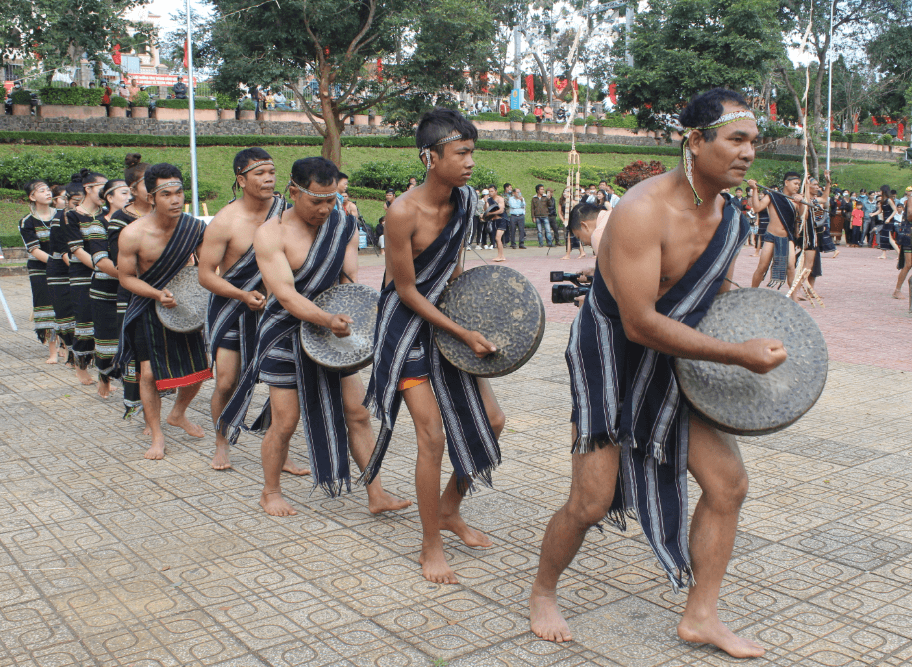 bao-ton-gia-tri-vhdg-gan-voi-bao-ton-gia-tri-cac-thanh-to-van-hoa-2-.png