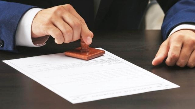 Công văn 1290/BTTP-VP: Hướng dẫn giải quyết thủ tục hành chính về công chứng
