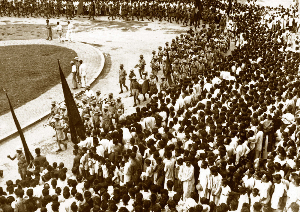 1945_64f205f4aa65d.jpg