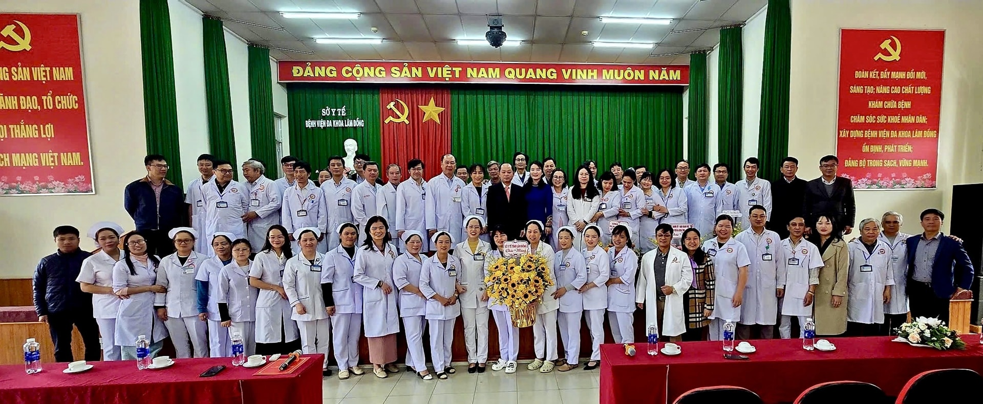 HÌNH 4