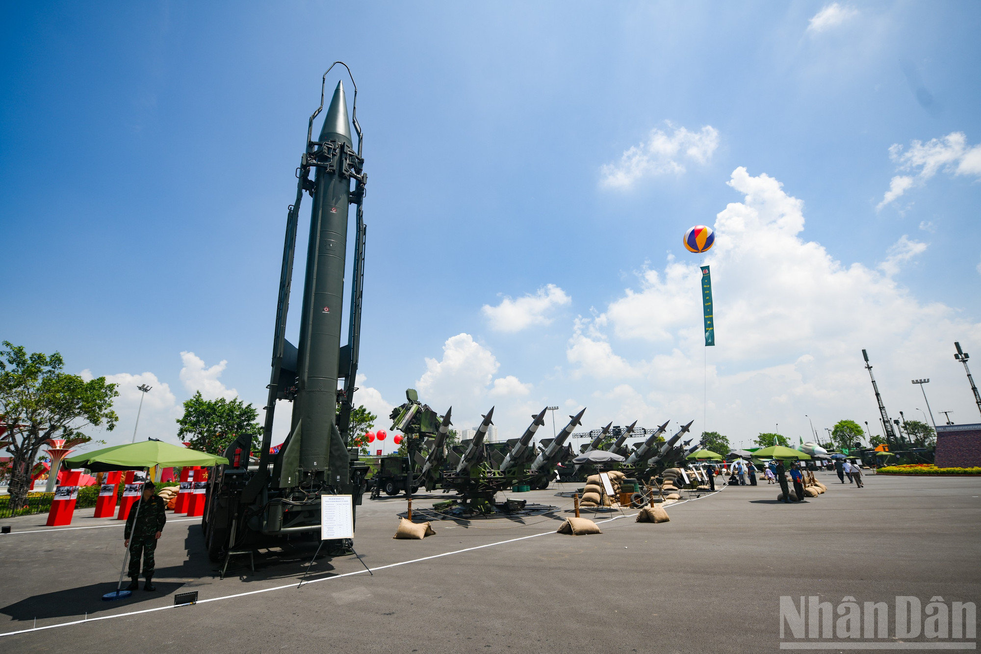 ndo_br_khi-tai-tai-trien-lam-6814.jpg
