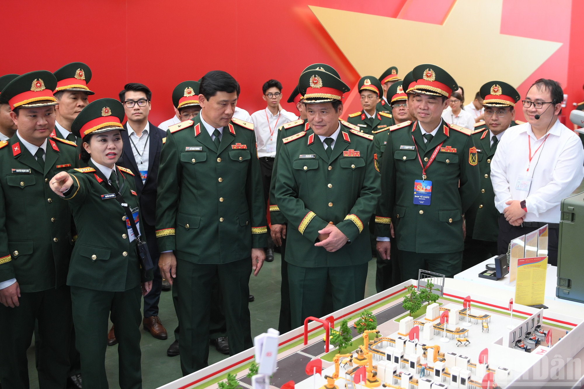 ndo_br_khi-tai-tai-trien-lam-5288.jpg