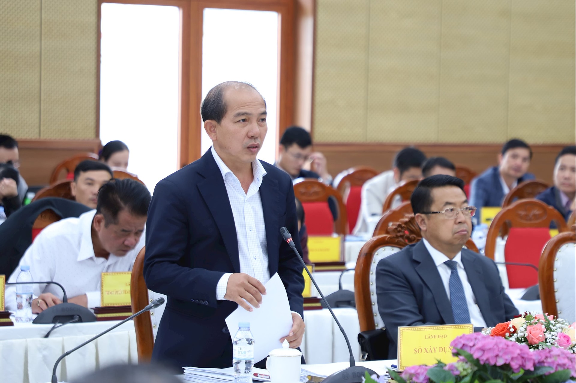 Lãnh đạo Sở Xây dựng Lâm Đồng Lê Ngọc Tiến thông tin về việc cấp phép xây dựng, đầu tư và việc quản lý các homestay, farmstay... trên địa bàn