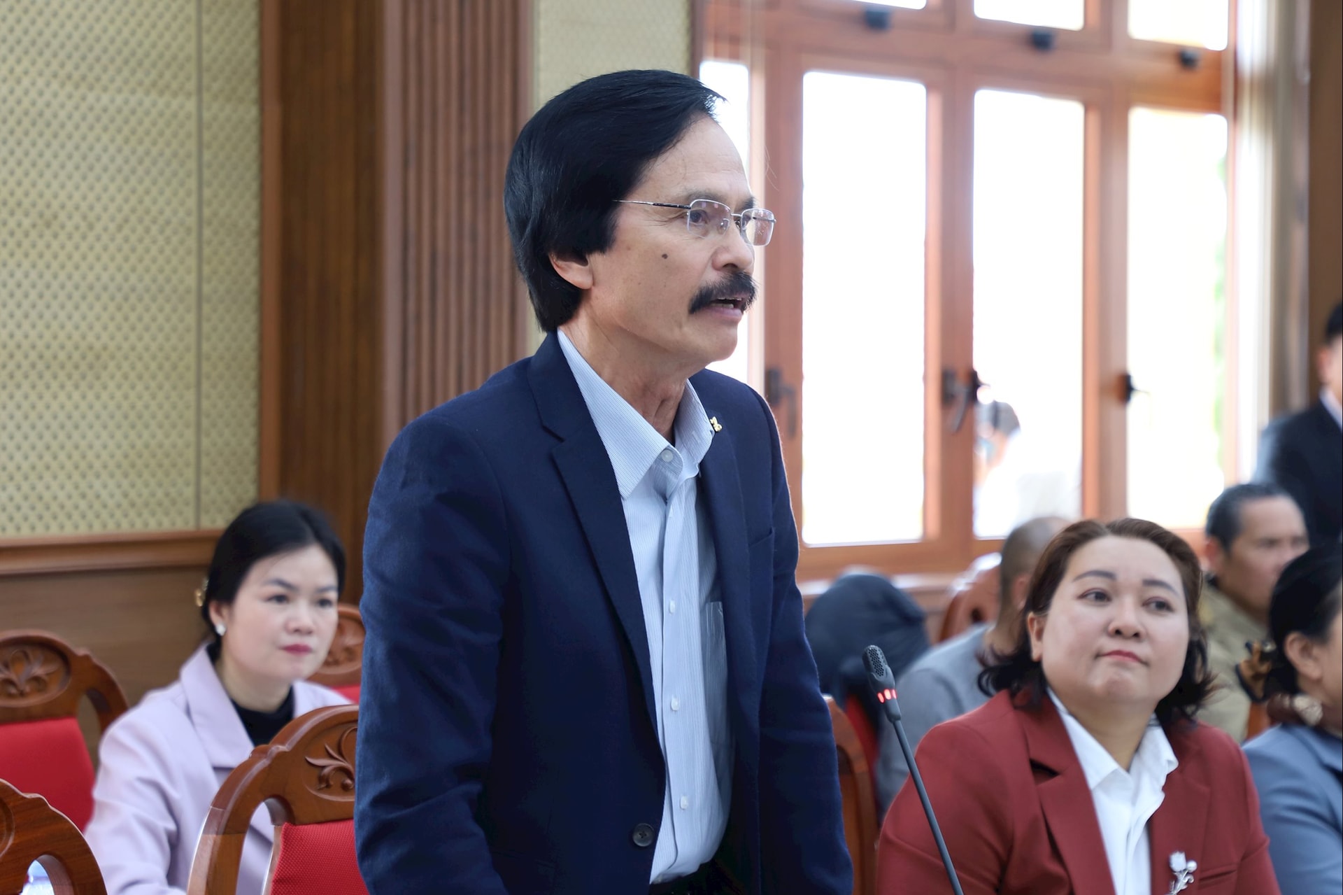 Đại diện Đà Lạt hasfarm kiến nghị tỉnh Lâm Đồng cần có quy định rõ về xây dựng nhà kính và nhập khẩu giống cây trồng