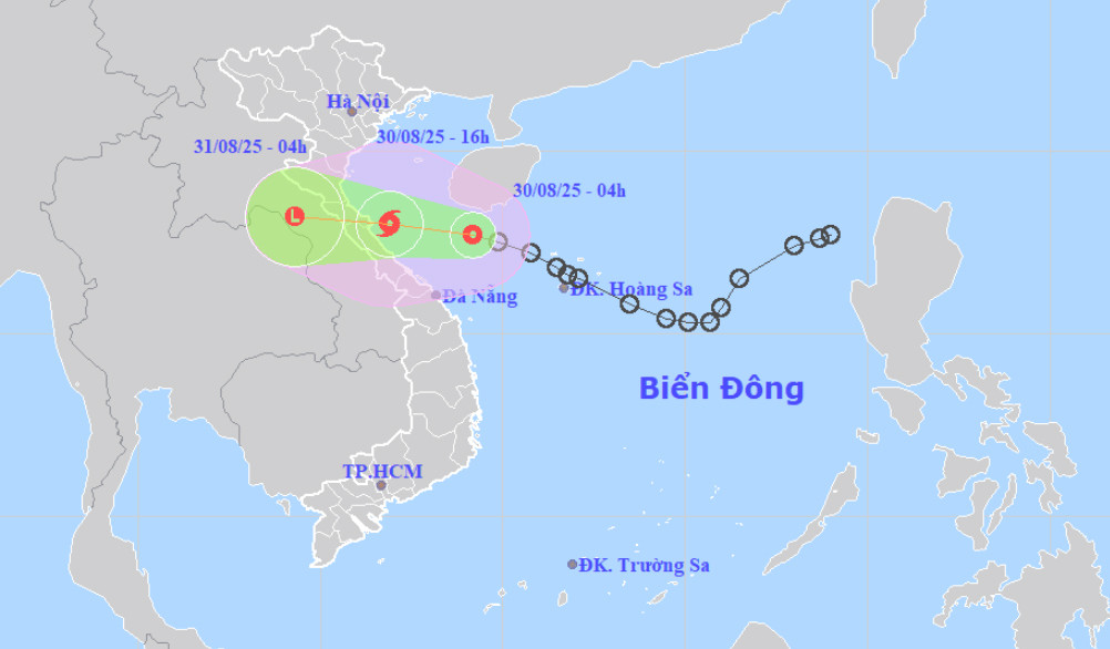 Biển Đông sắp đón bão số 6. (Nguồn: NCHMF)
