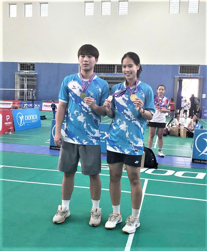 Cầu lông 8