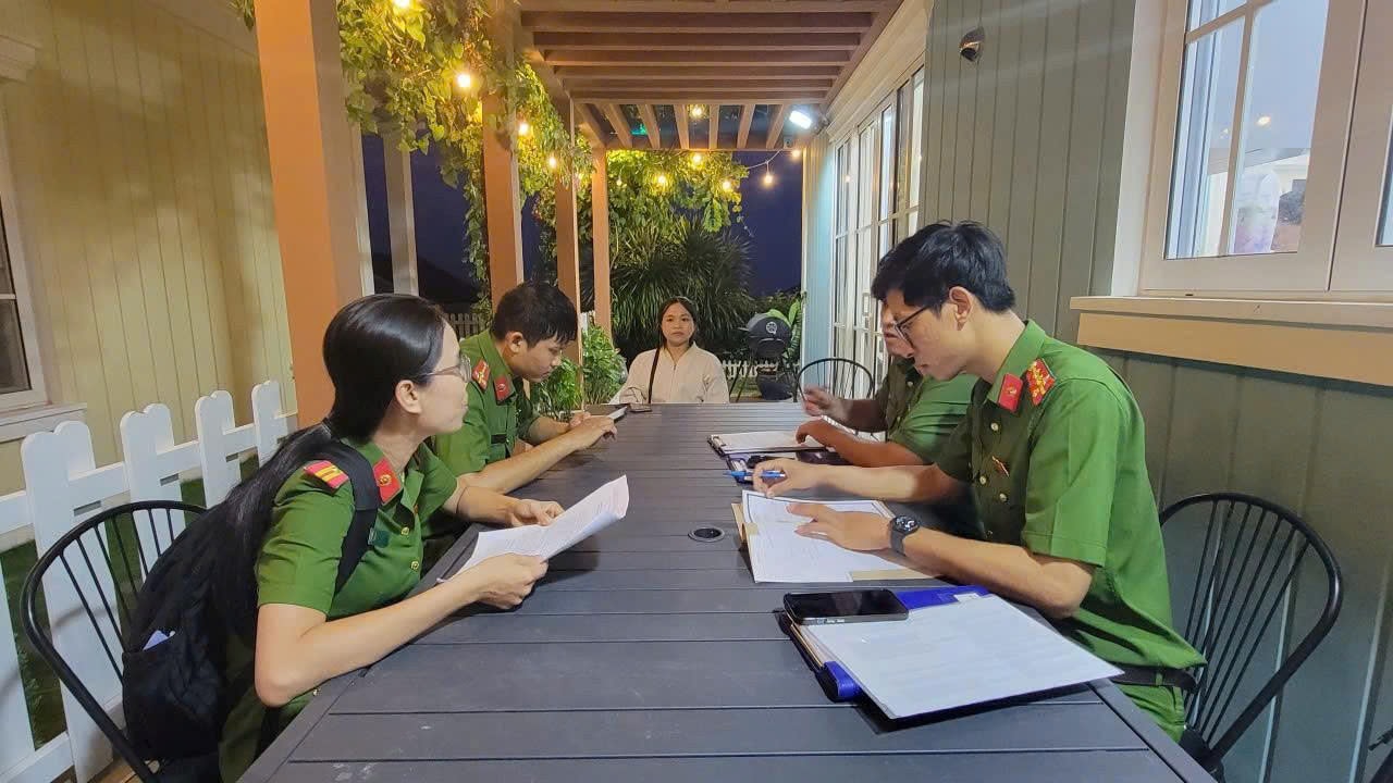 Tien Thanh Ward Police conduct inspection of accommodation establishments