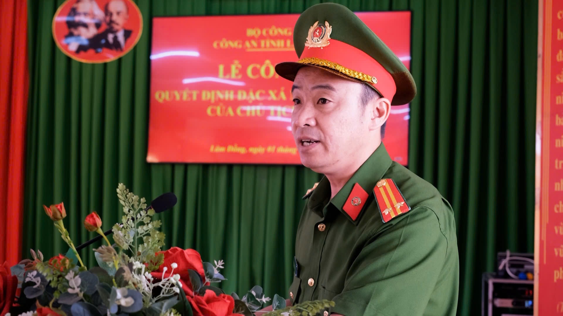 លោកវរសេនីយ៍ឯក Nguyen Manh Cuong