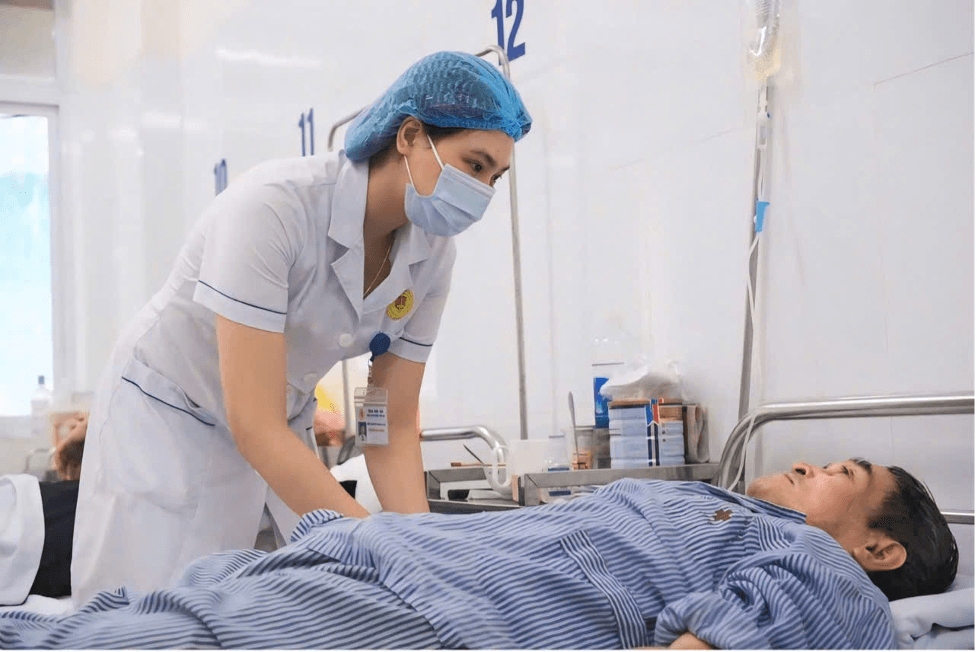 Công văn 5851/BYT-TCCB: Khẩn trương triển khai đưa 1000 bác sĩ về tuyến cơ sở