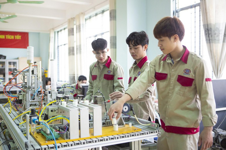 Đào tạo nghề chỉ thực sự hiệu quả khi gắn liền với môi trường sản xuất