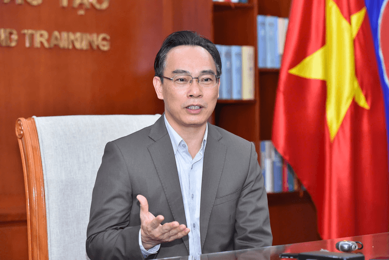 Thứ trưởng Hoàng Minh Sơn cho biết mô hình trung học nghề là điểm nhấn trong sửa đổi Luật giáo dục nghề nghiệp - Ảnh VGPThu Trang