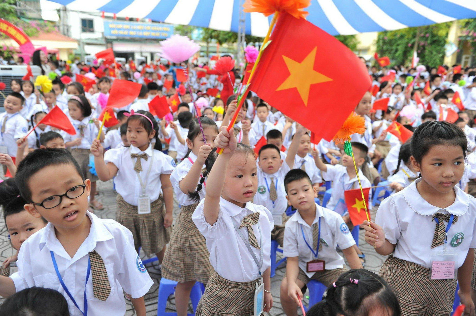 Sáng 5/9 TRỰC TIẾP: LỄ KHAI GIẢNG năm học mới và Kỷ niệm 80 năm thành lập Bộ Quốc gia Giáo dục- Ảnh 1.