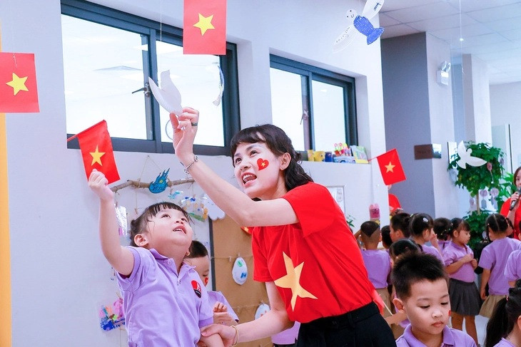 TRỰC TIẾP: Lễ khai giảng đặc biệt của 1,7 triệu thầy, cô và gần 30 triệu học sinh, sinh viên- Ảnh 2.