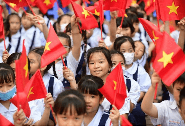 14 đối tượng được miễn học phí theo Nghị định 238/2025/NĐ-CP
