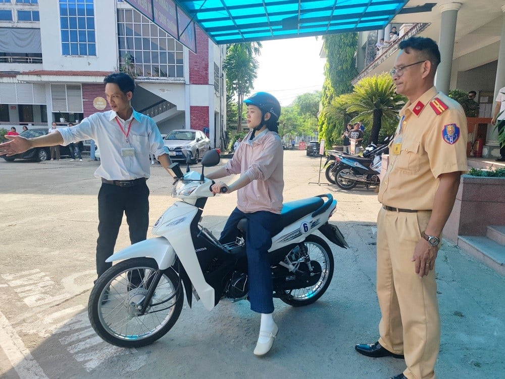 Chương trình khung đào tạo lái xe môtô hạng A1, A mới nhất