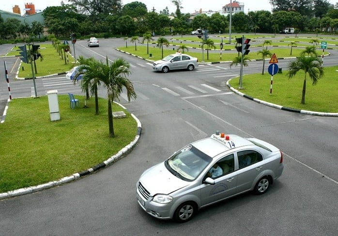 Chương trình khung đào tạo lái xe ôtô (mới nhất) từ ngày 01/9/2025