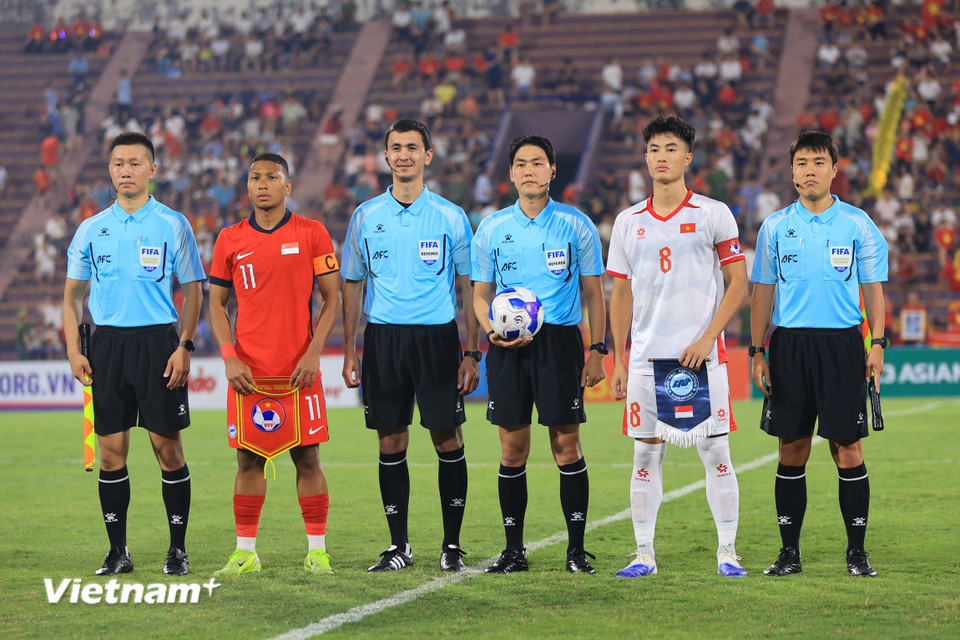 Đội tuyển U23 Việt Nam bước vào lượt trận thứ 2 với quyết tâm giành chiến thắng trước U23 Singapore để 