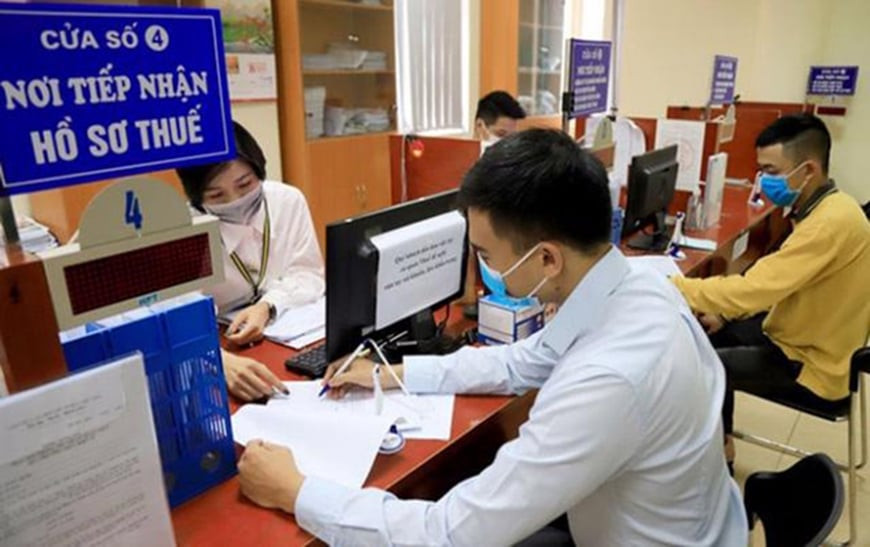 3 Sổ tay Thuế điện tử cho hộ kinh doanh, kế toán trưởng và chủ doanh nghiệp